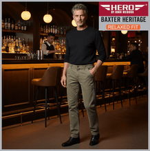 Lade das Bild in den Galerie-Viewer, HERO BAXTER Heritag | Structure | Khaki Wash | Stretch Denim | Relaxed Fit | Jeans Hose | HERREN | in Gaststätte