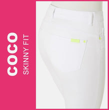 Lade das Bild in den Galerie-Viewer, STOOKER COCO | White | 3/4 Capri Stretch Jeans | Skinny Fit | DAMEN | Rückansicht Gesäß