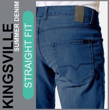 Lade das Bild in den Galerie-Viewer, Hero KINGSVILLE | Blue Used Wash | STRAIGHT FIT | Bermuda | Summer Denim | Herren | Rückansicht Gesäß