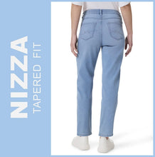 Lade das Bild in den Galerie-Viewer, STOOKER NIZZA | Light Blue Wash | Stretch Jeans | Tapered Fit | DAMEN | Rückansicht