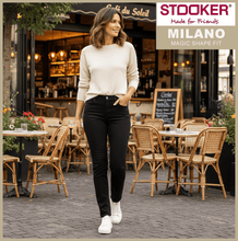Lade das Bild in den Galerie-Viewer, STOOKER MILANO | Black | Magic Shape Fit | Damen | vor Cafe
