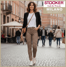 Lade das Bild in den Galerie-Viewer, STOOKER MILANO | Brown Leo | Magic Shape Fit | Damen | in der Stadt
