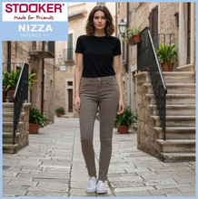 Lade das Bild in den Galerie-Viewer, STOOKER NIZZA | Coffee Wash | Stretch Jeans | Tapered Fit | DAMEN
