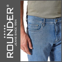 Lade das Bild in den Galerie-Viewer, ROUNDER FALCO | Light Blue | Stretch Denim | Regular Straight | Jeans Hose | HERREN | Frontansicht Hüfte
